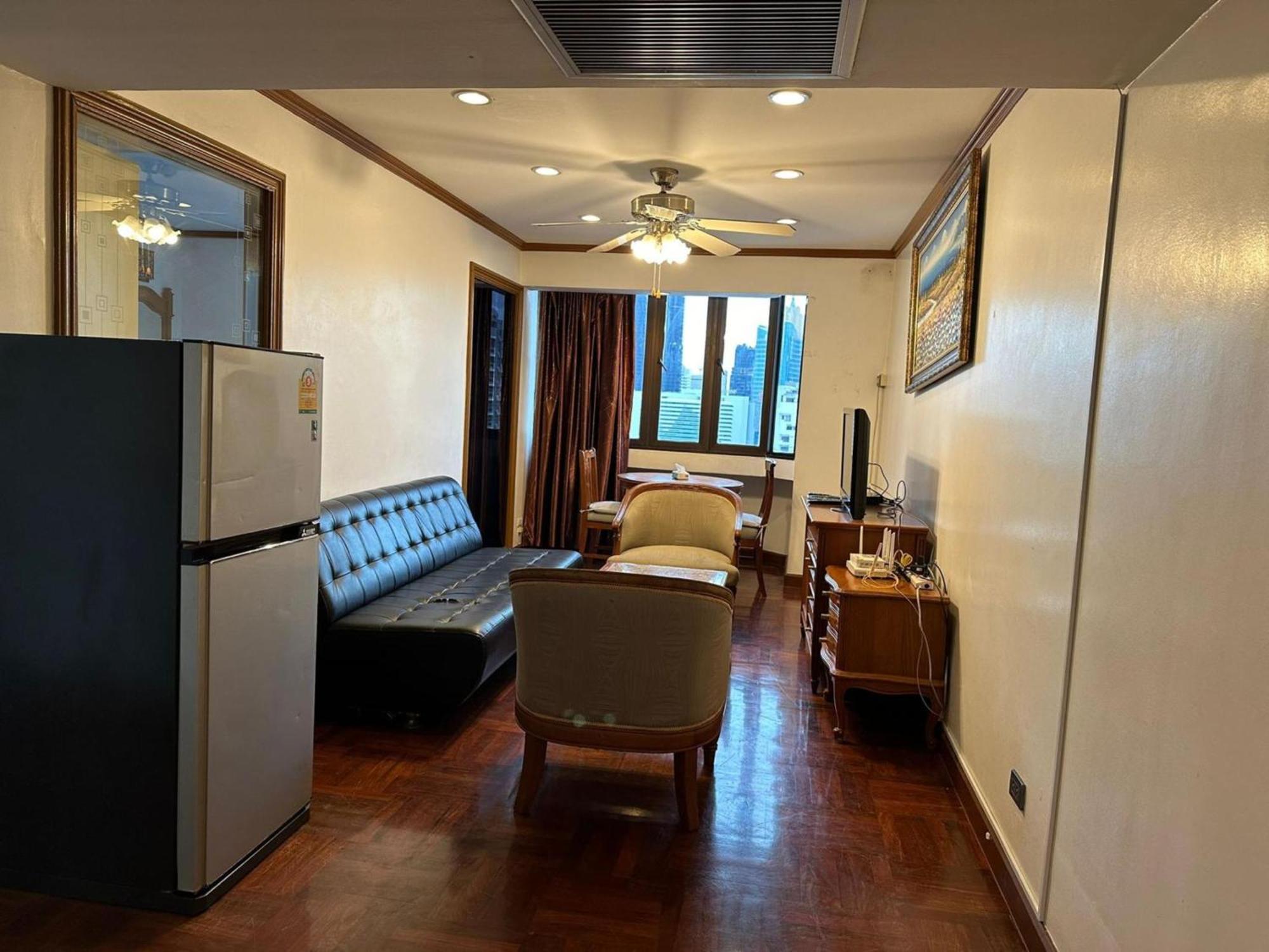 Omni Tower Nana Bangkok - Serviced Apartment On Sukhumvit Soi 4 Exterior foto