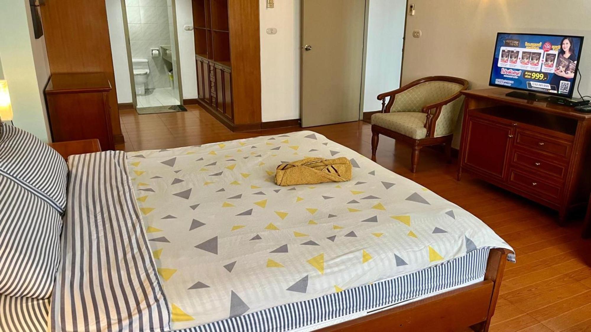 Omni Tower Nana Bangkok - Serviced Apartment On Sukhumvit Soi 4 Exterior foto